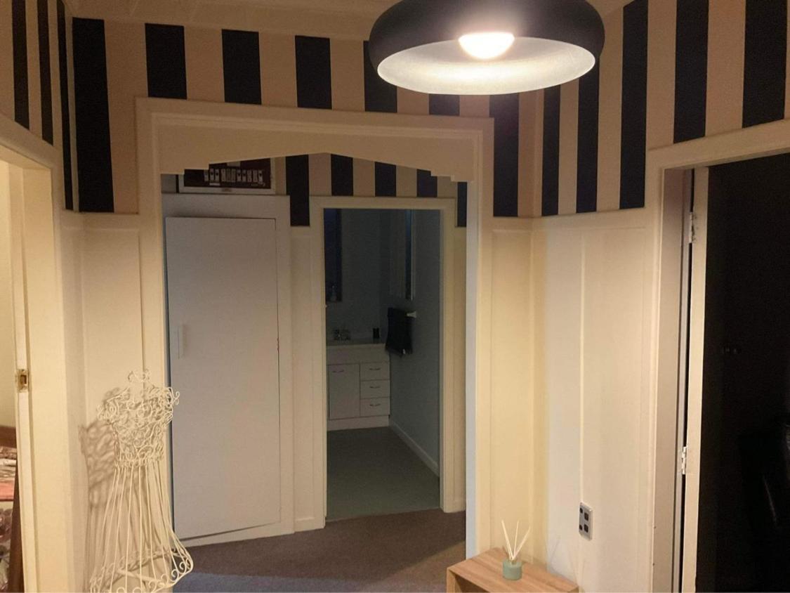 Bungalow On Centre Apartment อินเวอร์คาร์กิลล์ ภายนอก รูปภาพ